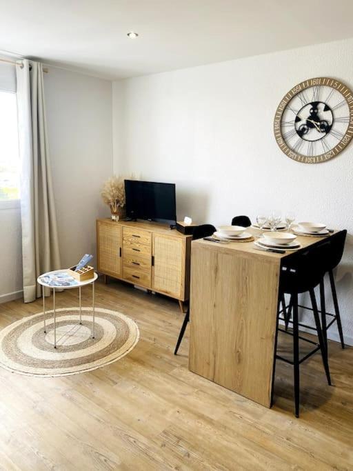 Magnifique Studio Calais Plage Parking Gratuit Екстериор снимка
